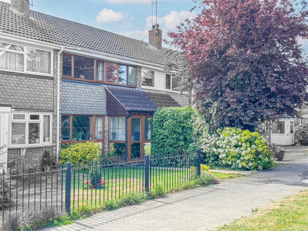Main image of property: Bramfield Road East, Rayleigh