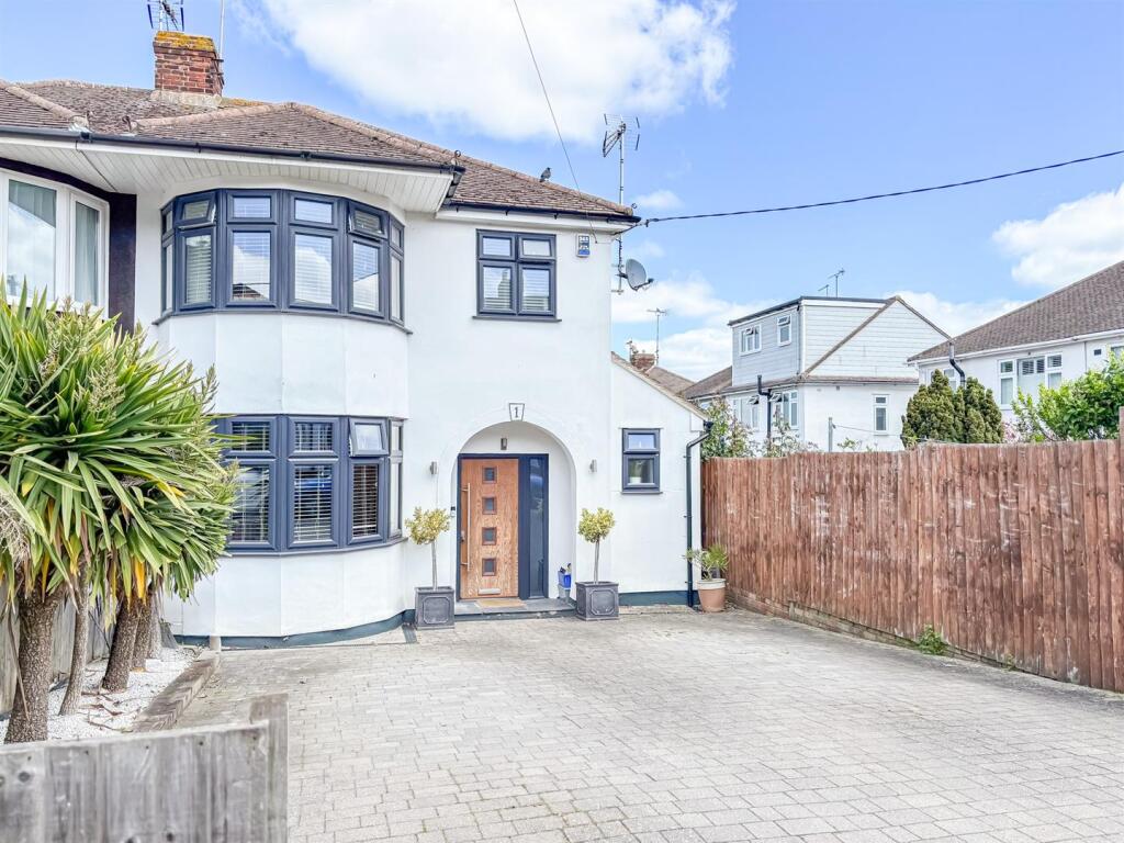 Main image of property: Brinkworth Close, Hockley