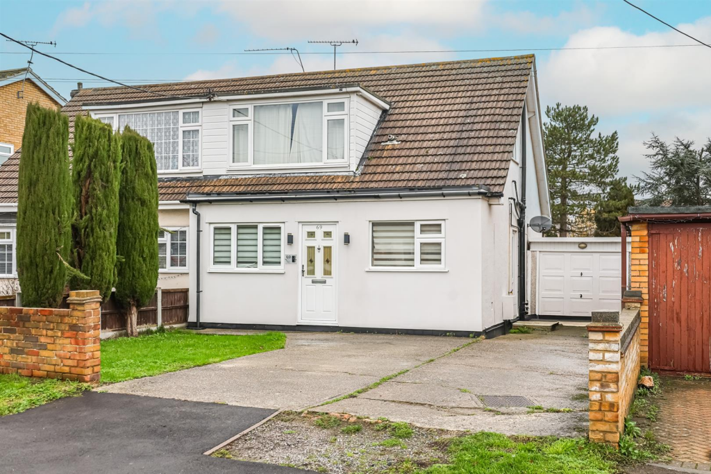 Main image of property: Waxwell Road, Hullbridge, Hockley