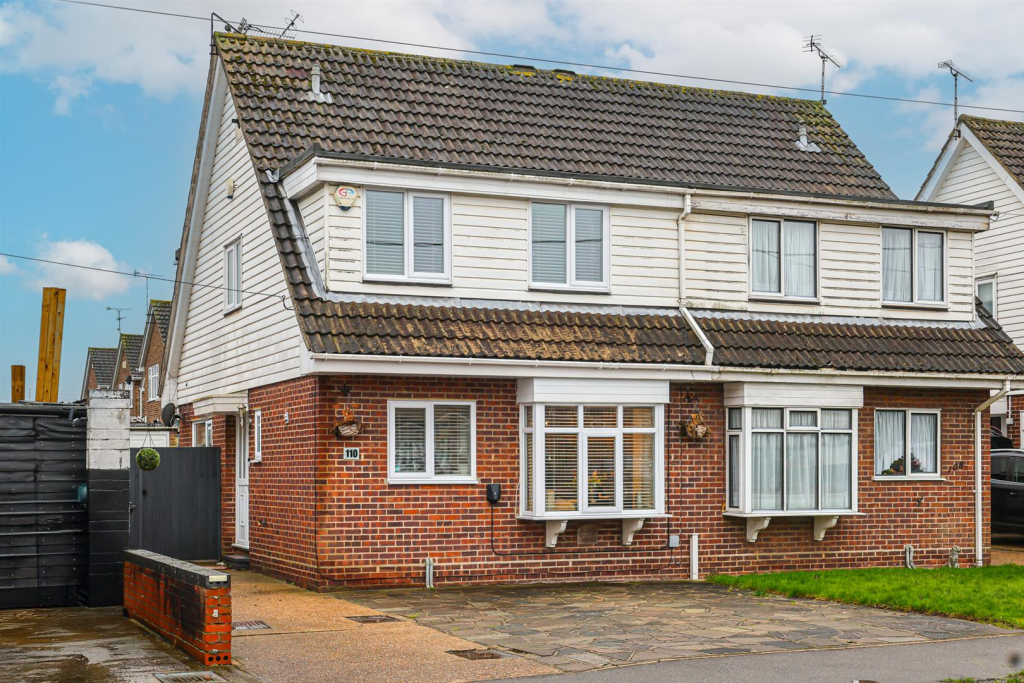 Main image of property: Warwick Road, Rayleigh