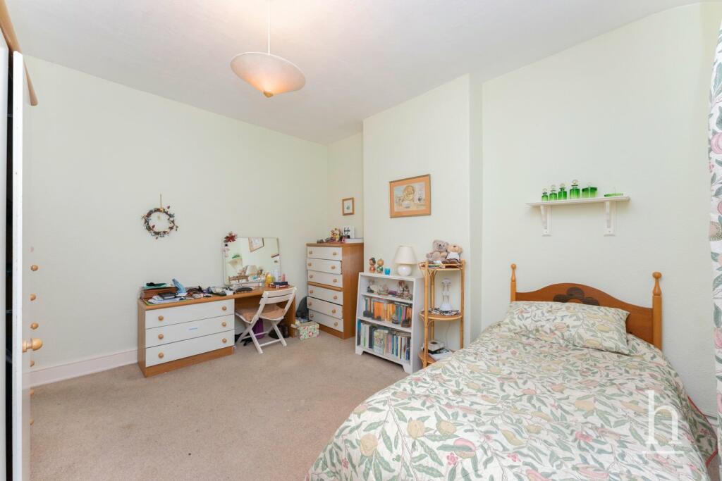 3 bedroom terraced house for sale in Station Road, Hoylake, CH47
