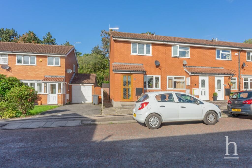 2 bedroom end of terrace house for sale in Madeley Drive, West Kirby, CH48