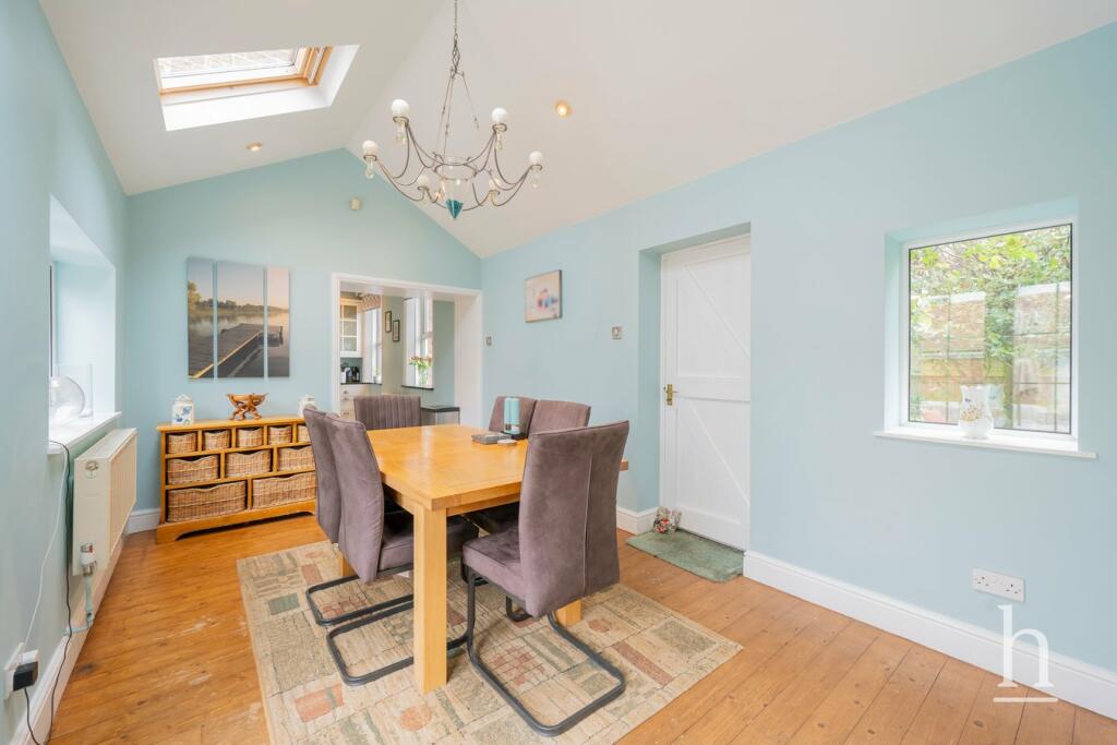 Additional property image - Meols Drive, Hoylake, CH47