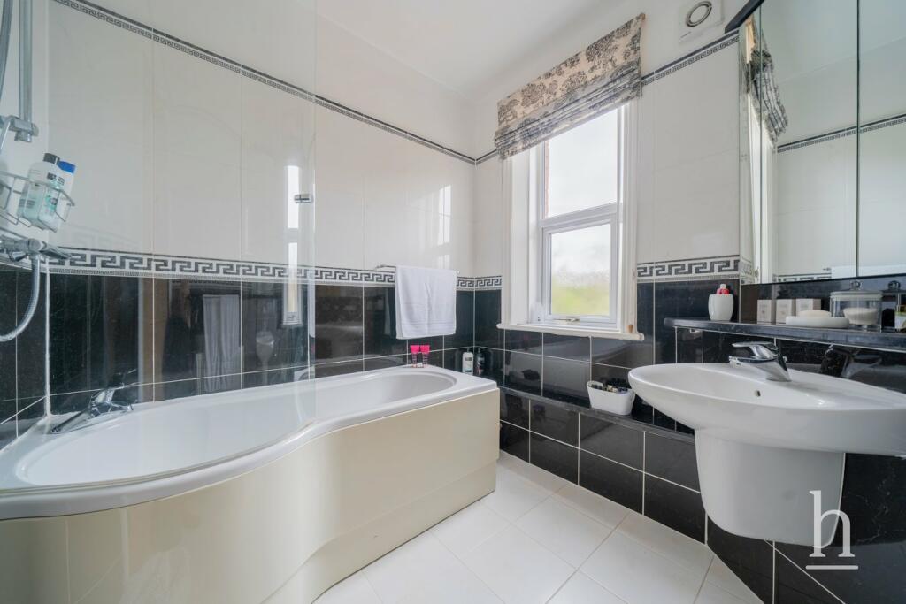 Additional property image - Meols Drive, Hoylake, CH47