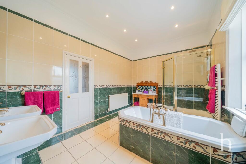 Additional property image - Meols Drive, Hoylake, CH47