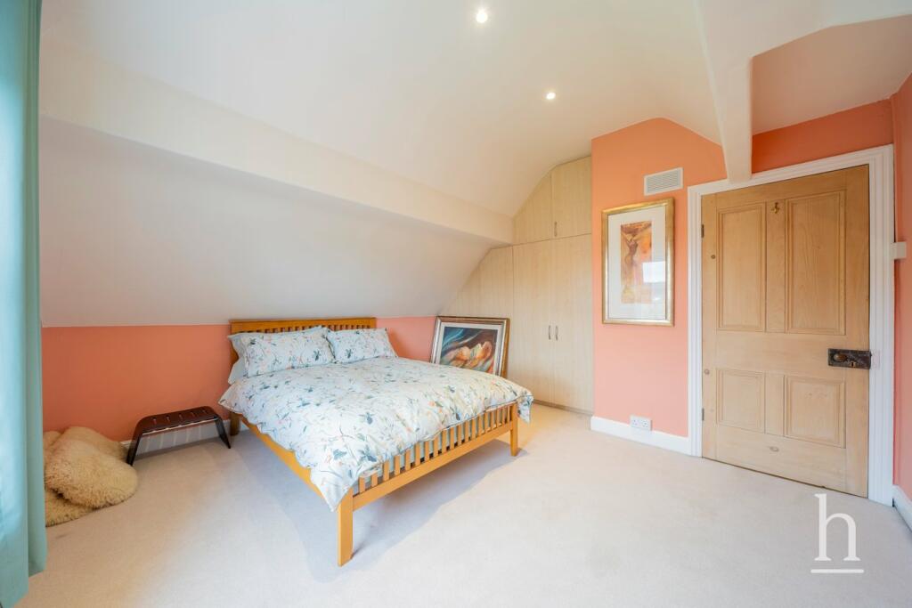 Additional property image - Meols Drive, Hoylake, CH47