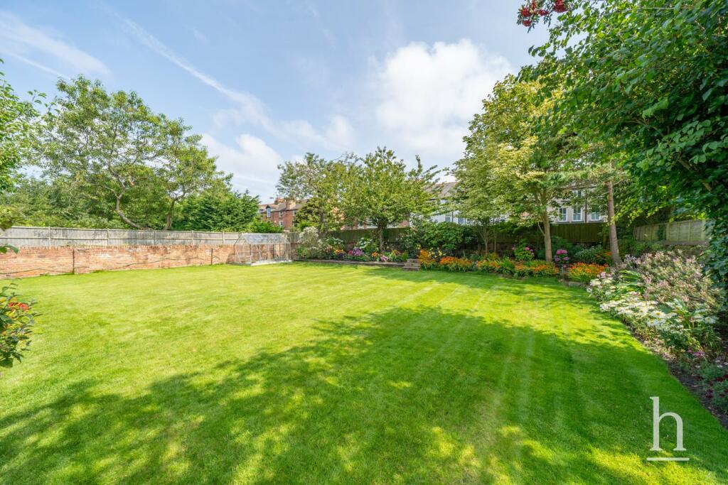 Additional property image - Meols Drive, Hoylake, CH47