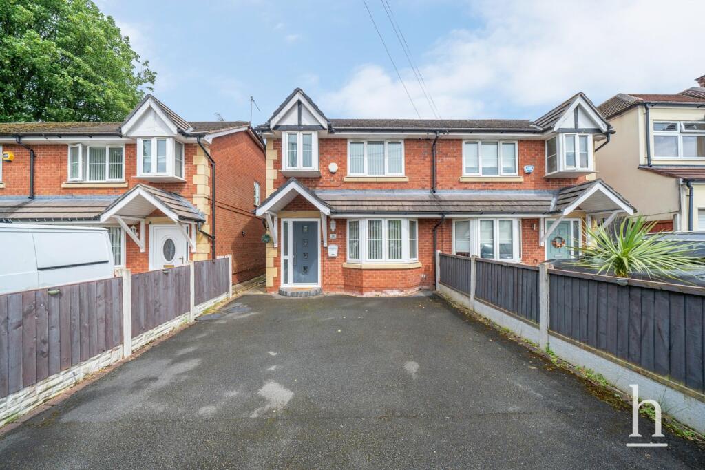 3 bedroom semidetached house for sale in Welford Avenue, Prenton, CH43