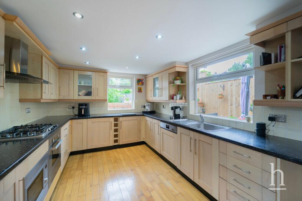 Additional property image - Column Road, West Kirby, CH48
