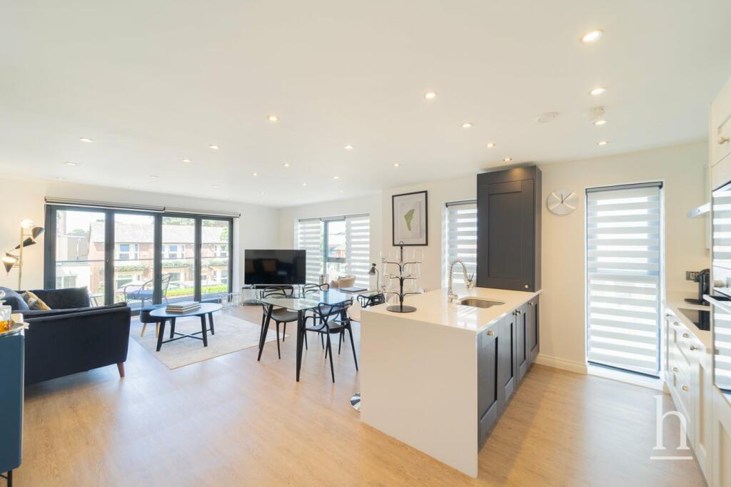 Additional property image - Rocky Lane, Heswall, CH60