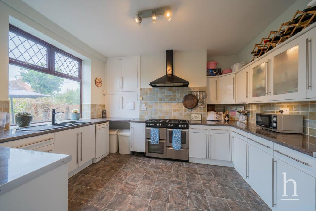Additional property image - Queens Road, Hoylake, CH47