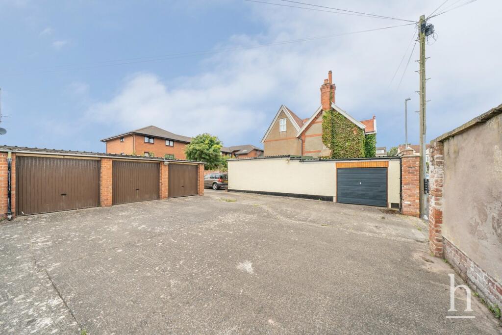 Additional property image - Marine Road, Hoylake, CH47