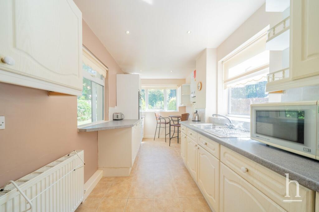 Additional property image - Westbourne Grove, West Kirby, CH48