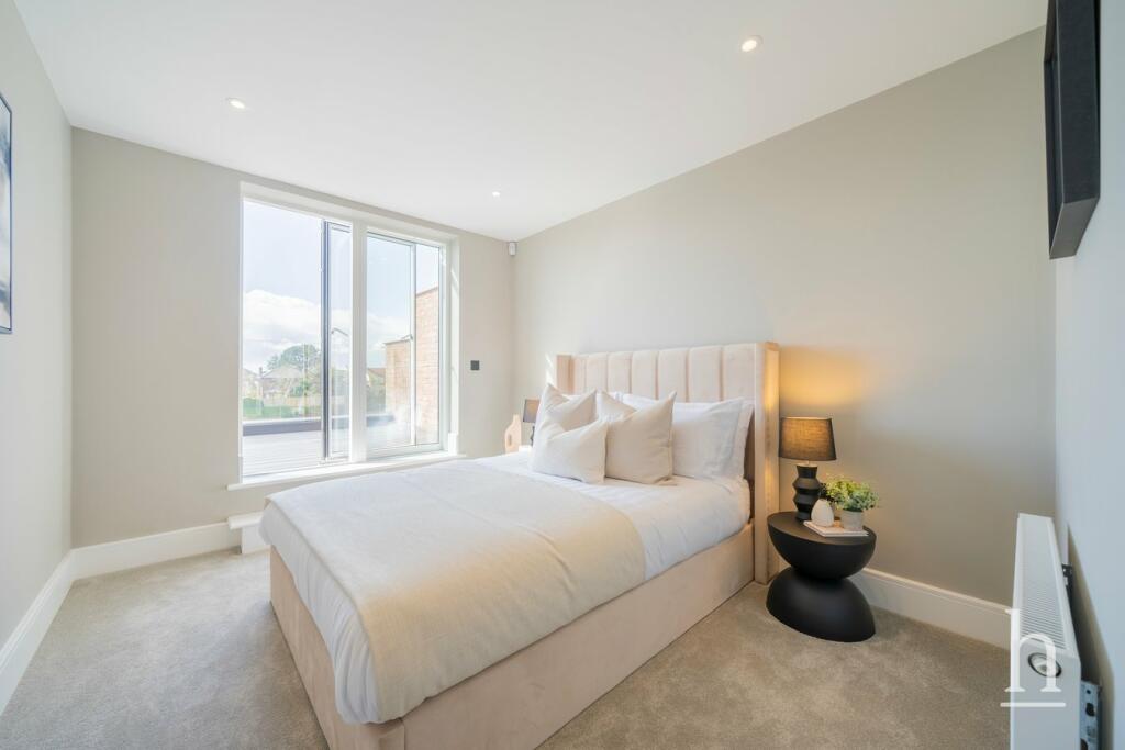 Additional property image - Telegraph Road, Heswall, CH60