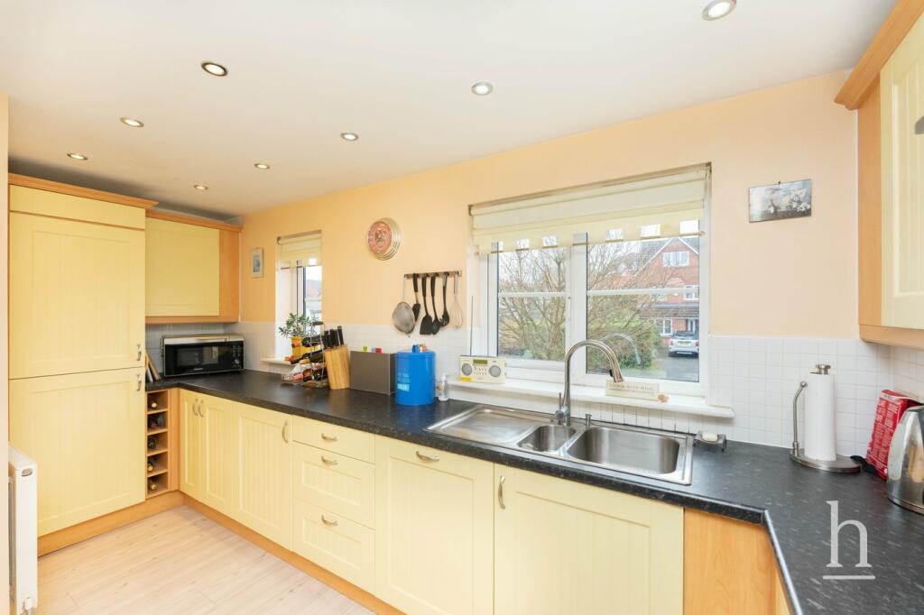 Additional property image - East O' Hills Close, Heswall, Wirral, CH60