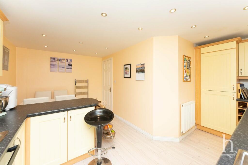 Additional property image - East O' Hills Close, Heswall, Wirral, CH60