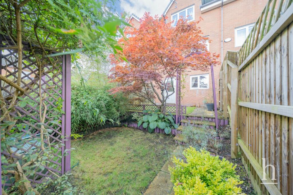 Additional property image - East O' Hills Close, Heswall, Wirral, CH60