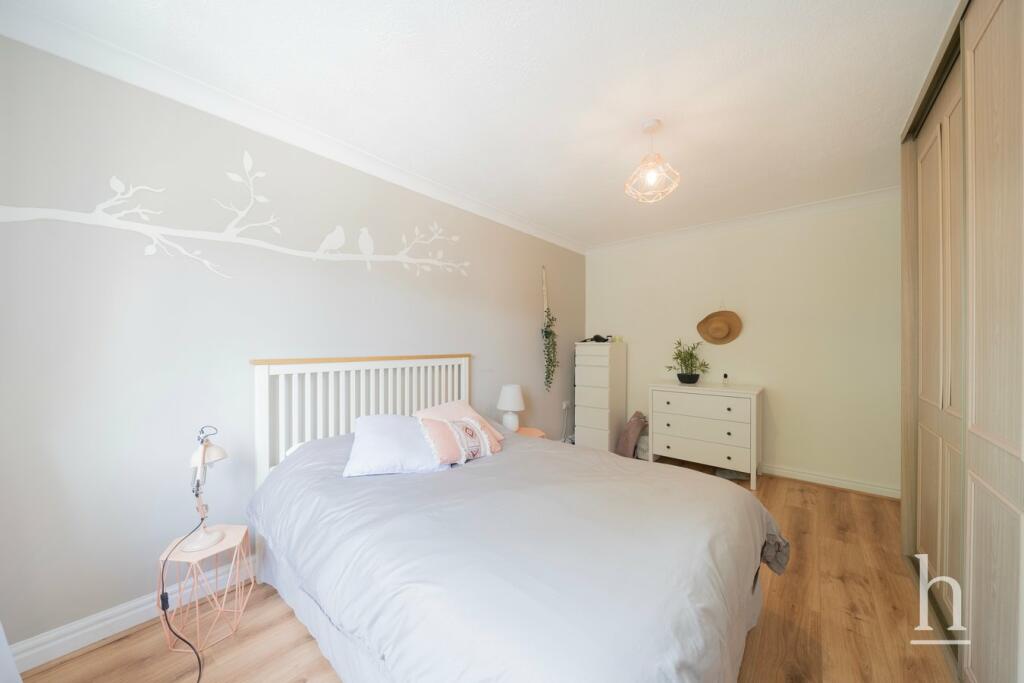 Additional property image - Barnston Road, Heswall, CH60