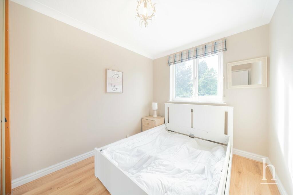 Additional property image - Barnston Road, Heswall, CH60