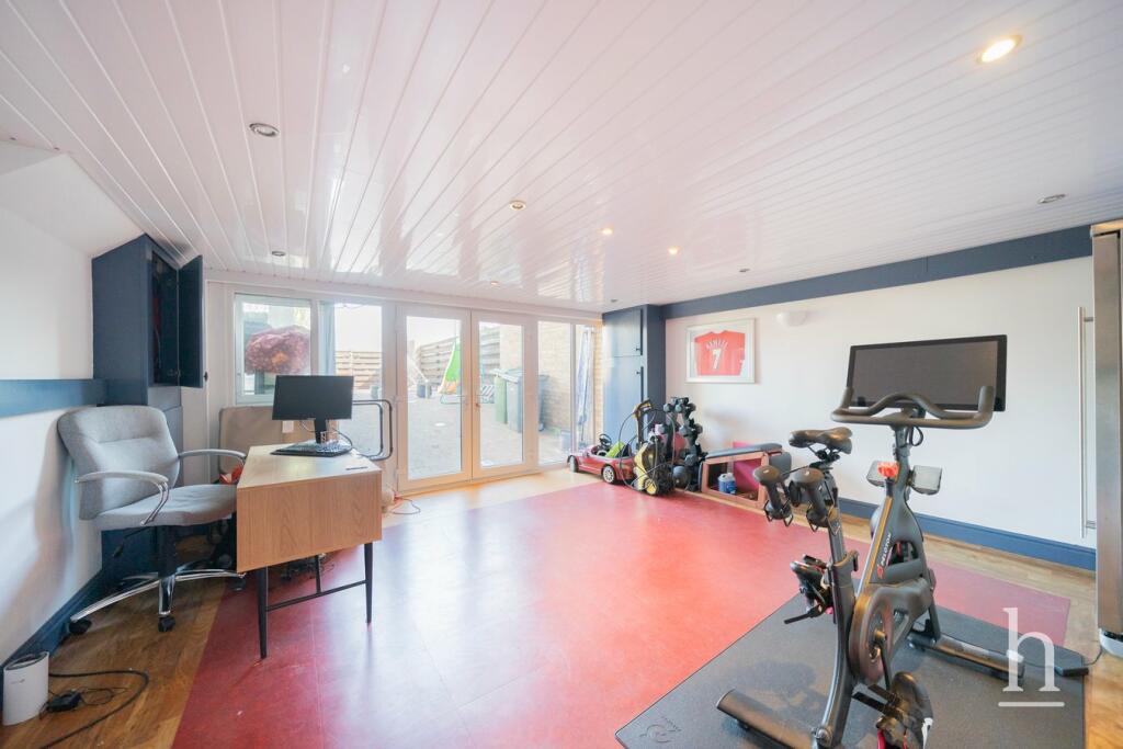 Additional property image - Mockbeggar Drive, New Brighton, CH45