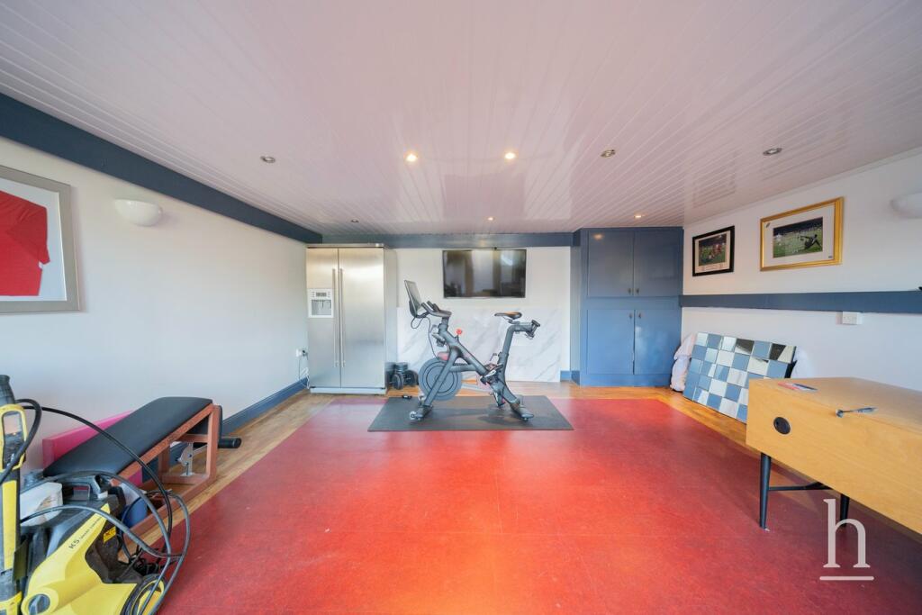 Additional property image - Mockbeggar Drive, New Brighton, CH45