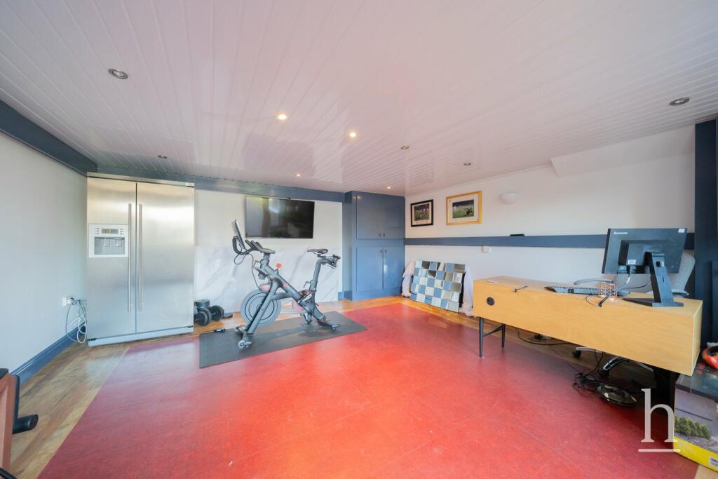 Additional property image - Mockbeggar Drive, New Brighton, CH45
