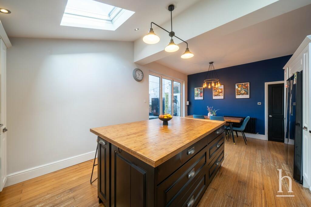 Additional property image - Storeton Road, Birkenhead, CH42