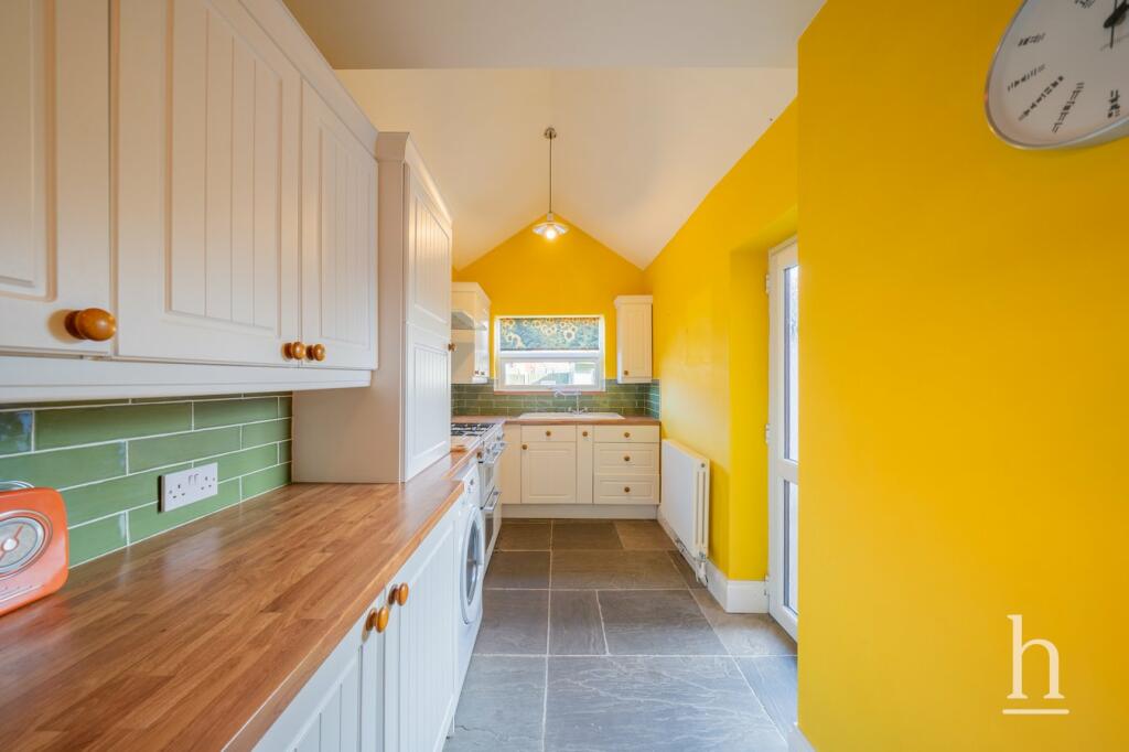 Additional property image - South View, Bromborough Pool, CH62