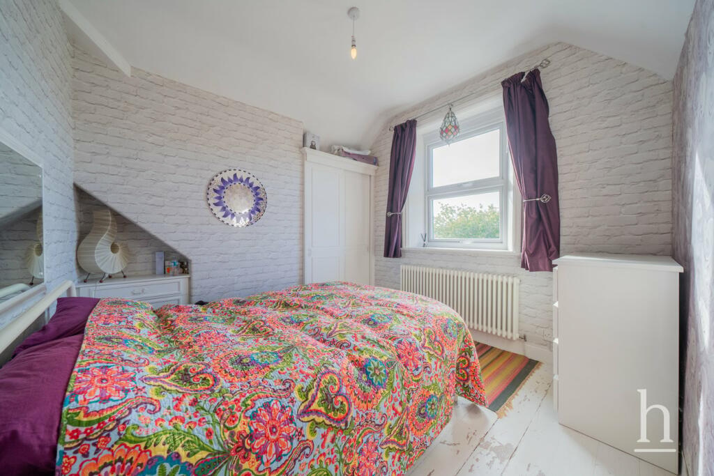 Additional property image - South View, Bromborough Pool, CH62