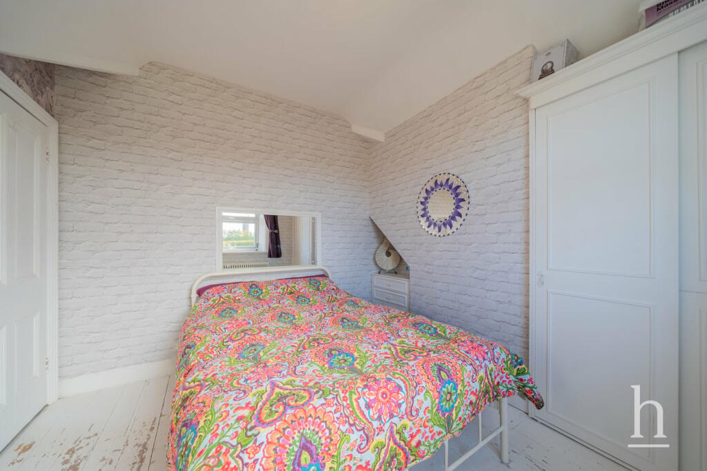 Additional property image - South View, Bromborough Pool, CH62
