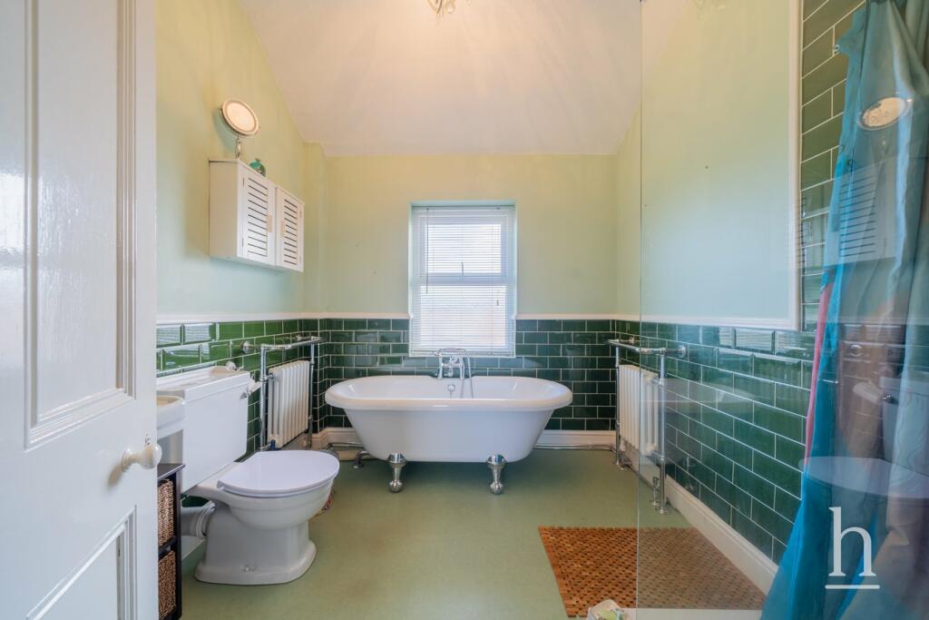 Additional property image - South View, Bromborough Pool, CH62