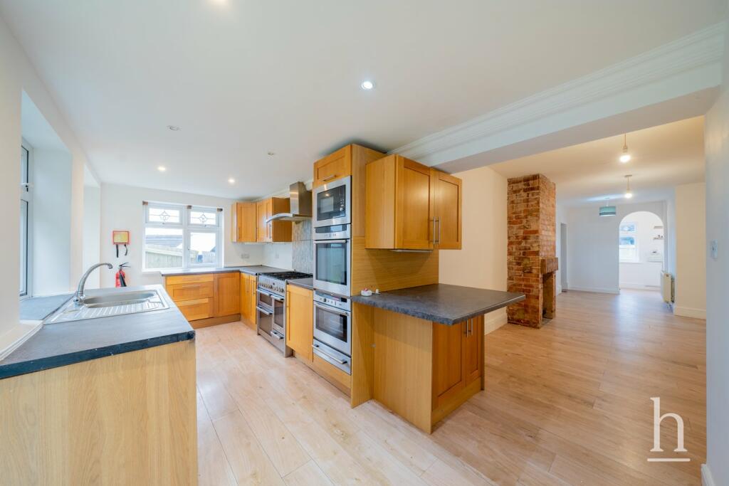 Additional property image - Black Horse Hill, West Kirby, CH48