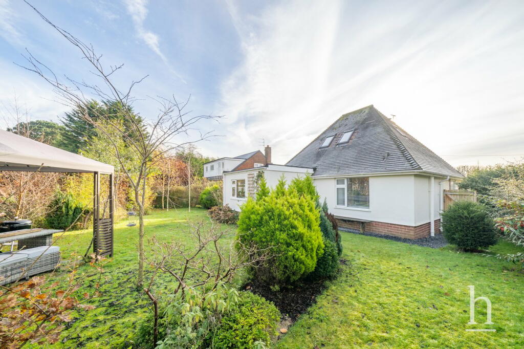 Additional property image - Gayton Parkway, Gayton, CH60
