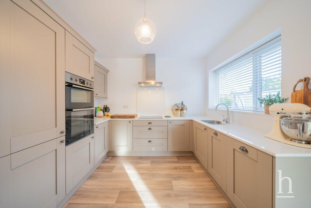 Additional property image - Gayton Parkway, Gayton, CH60