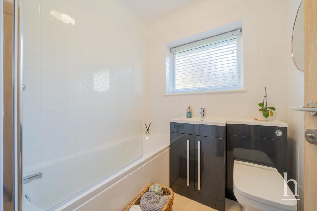 Additional property image - Gayton Parkway, Gayton, CH60