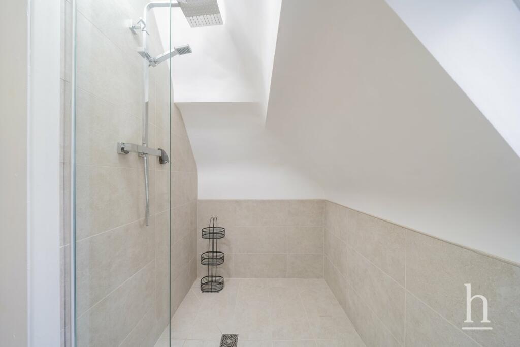 Additional property image - Gayton Parkway, Gayton, CH60