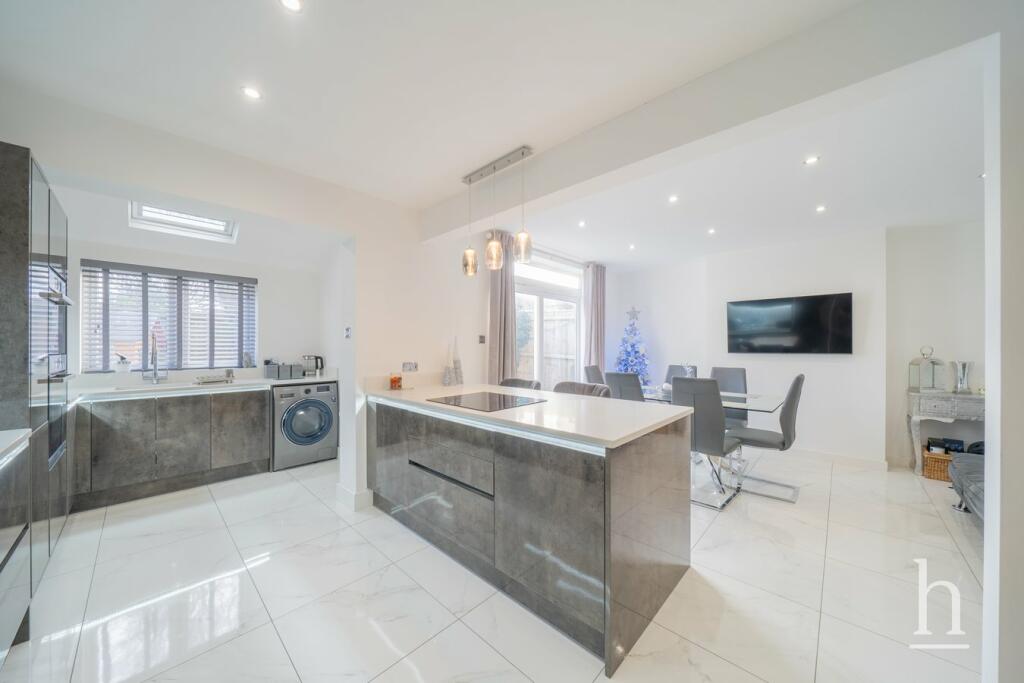 Additional property image - Ashford Road, Meols, CH47