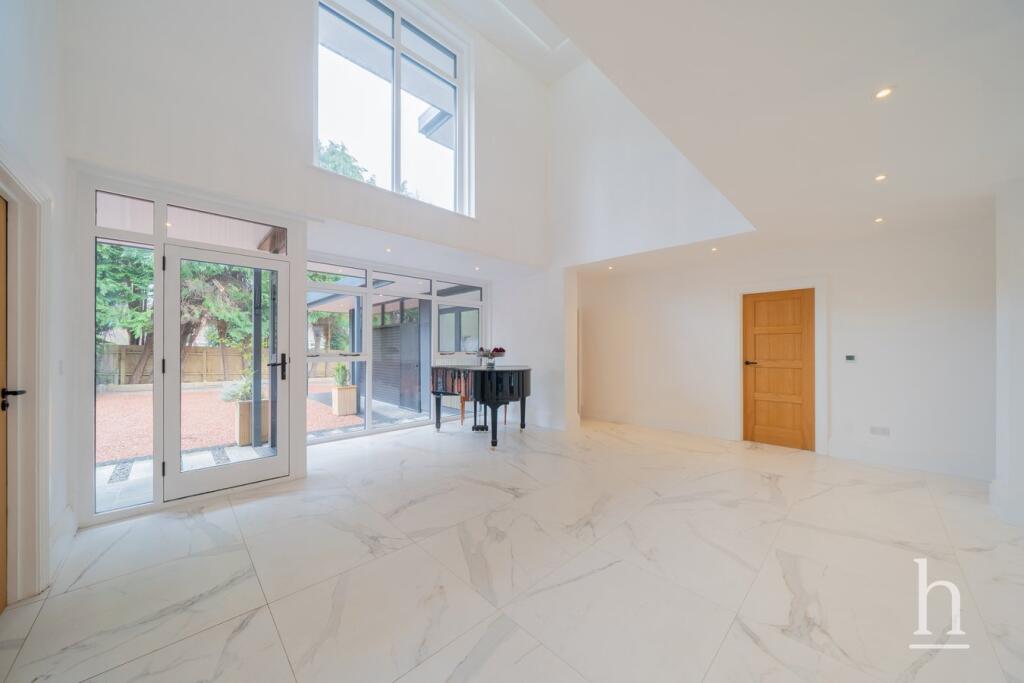 Additional property image - Thorsway, Caldy, CH48