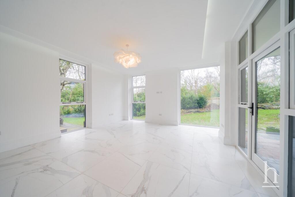 Additional property image - Thorsway, Caldy, CH48