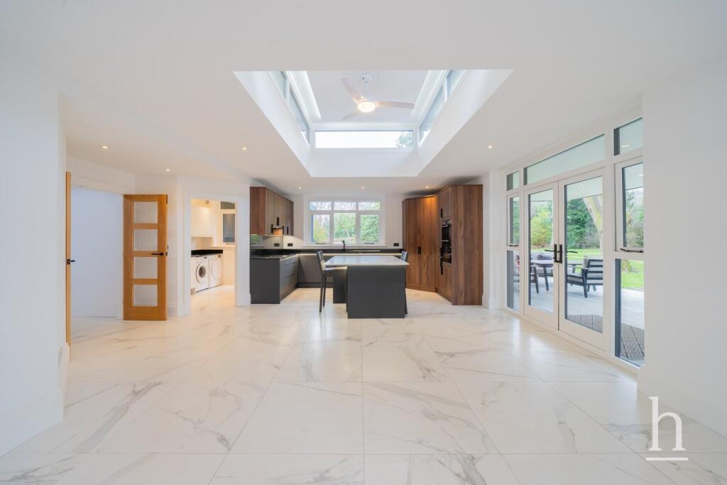 Additional property image - Thorsway, Caldy, CH48