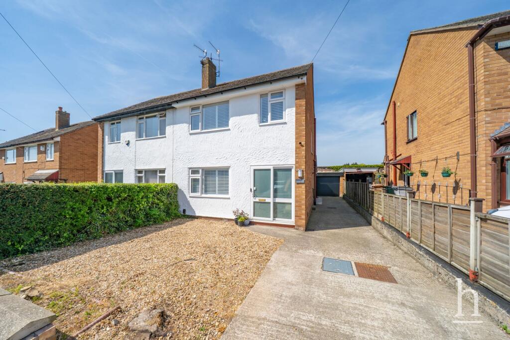 Main image of property: Slingsby Drive, Wirral, CH49