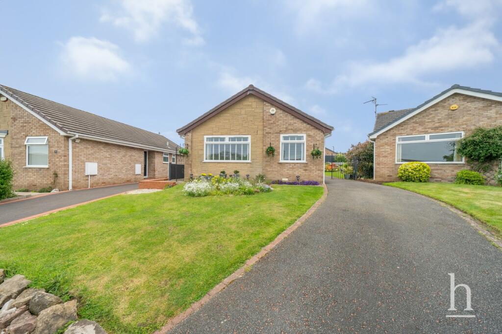 3 bedroom bungalow for sale in Ashdown Drive, Greasby, CH49
