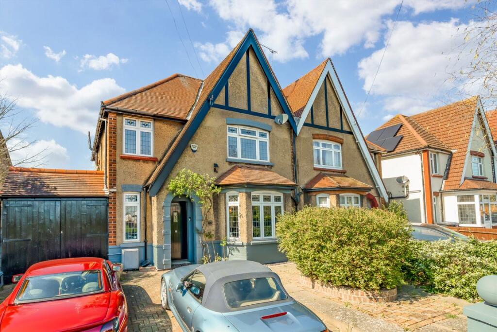 Main image of property: Bow Lane, North Finchley