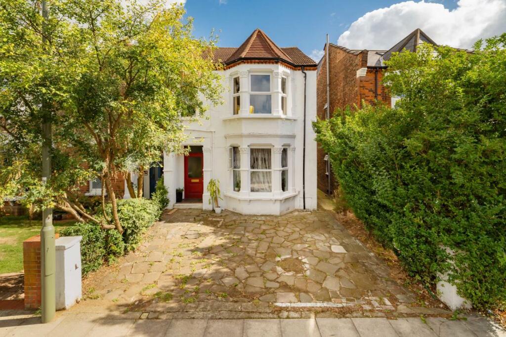 Main image of property: Long Lane, Finchley