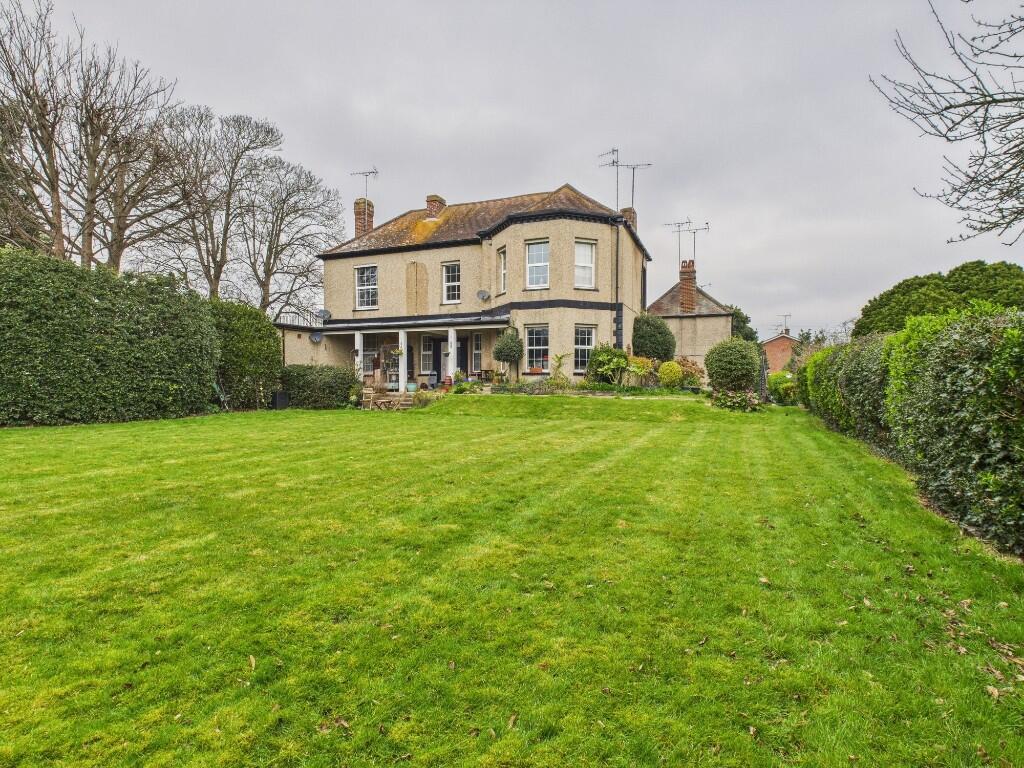 Main image of property: Vicarage Lane, Bognor Regis, West Sussex, PO22