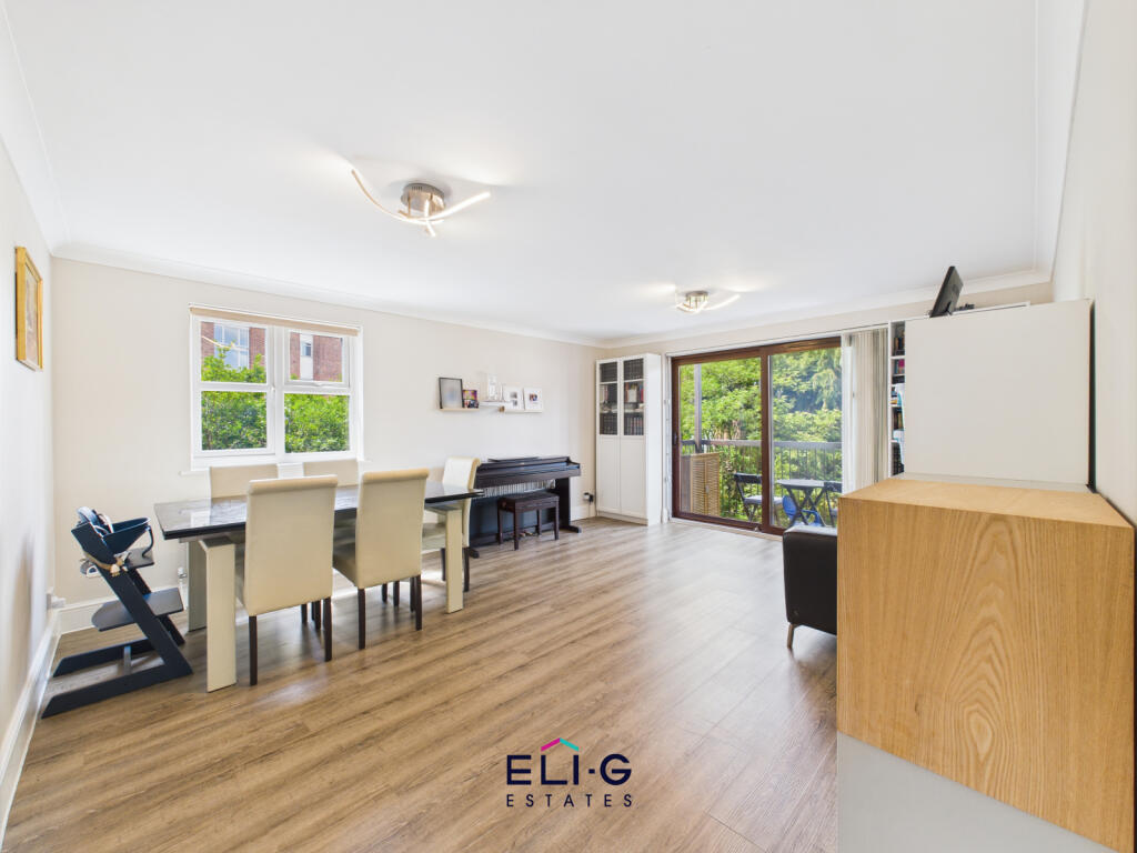 Main image of property: Canterbury Court, Woodlands, NW11