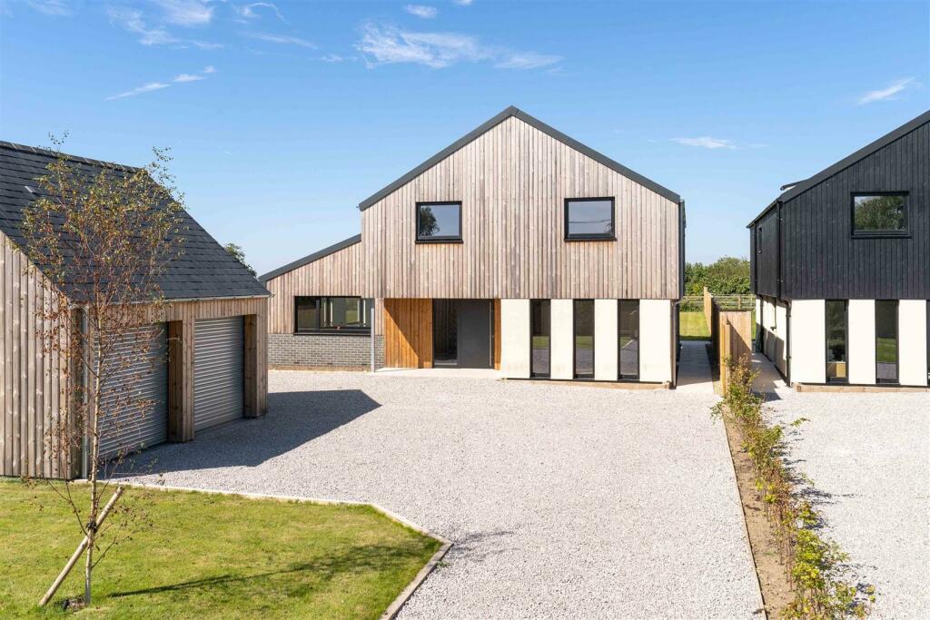 4 bedroom detached house for sale in Amazing Barn Style Luxury New Home