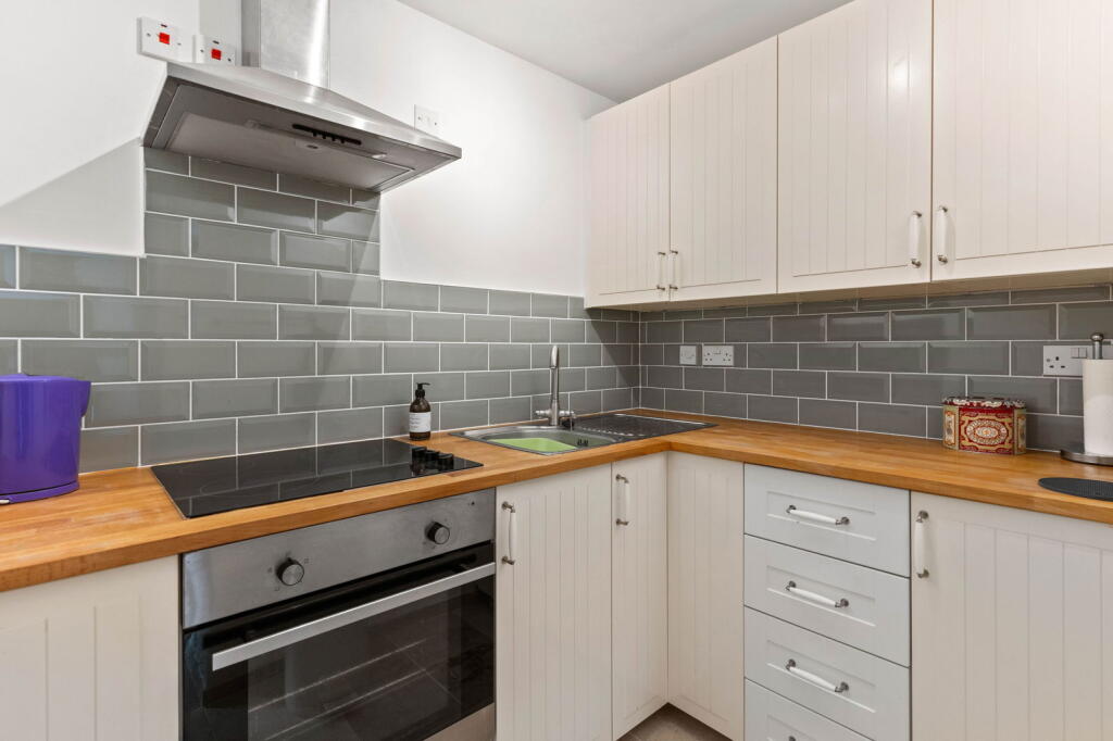 Additional property image - Wicken Bonhunt, Saffron Walden, CB11 3UG