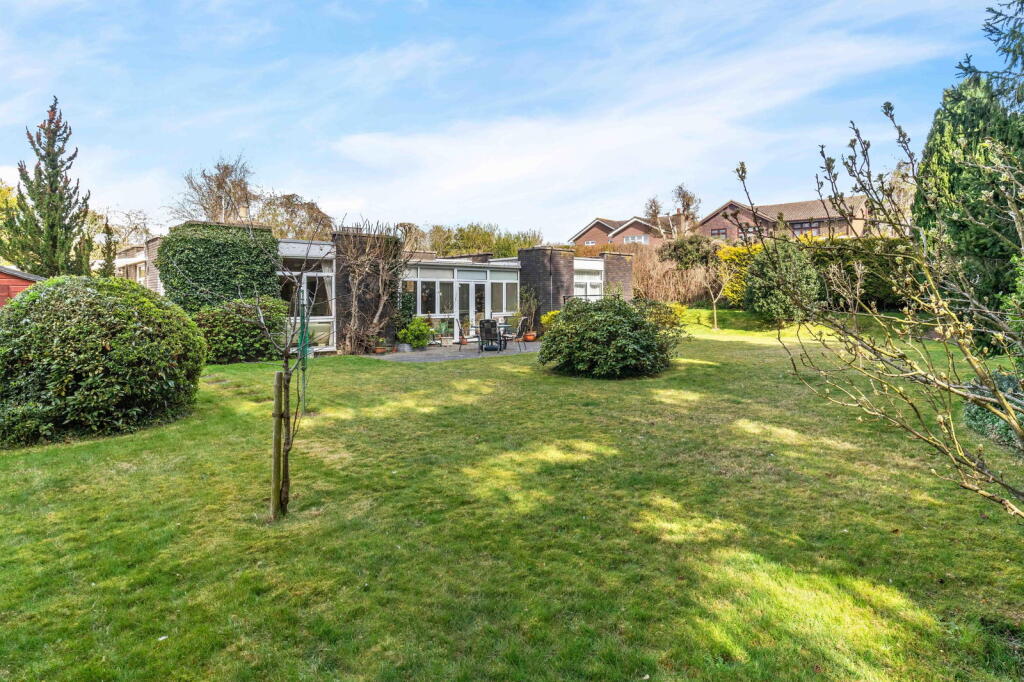 Main image of property: Manor Road, Sole Street, Cobham DA13 9BN