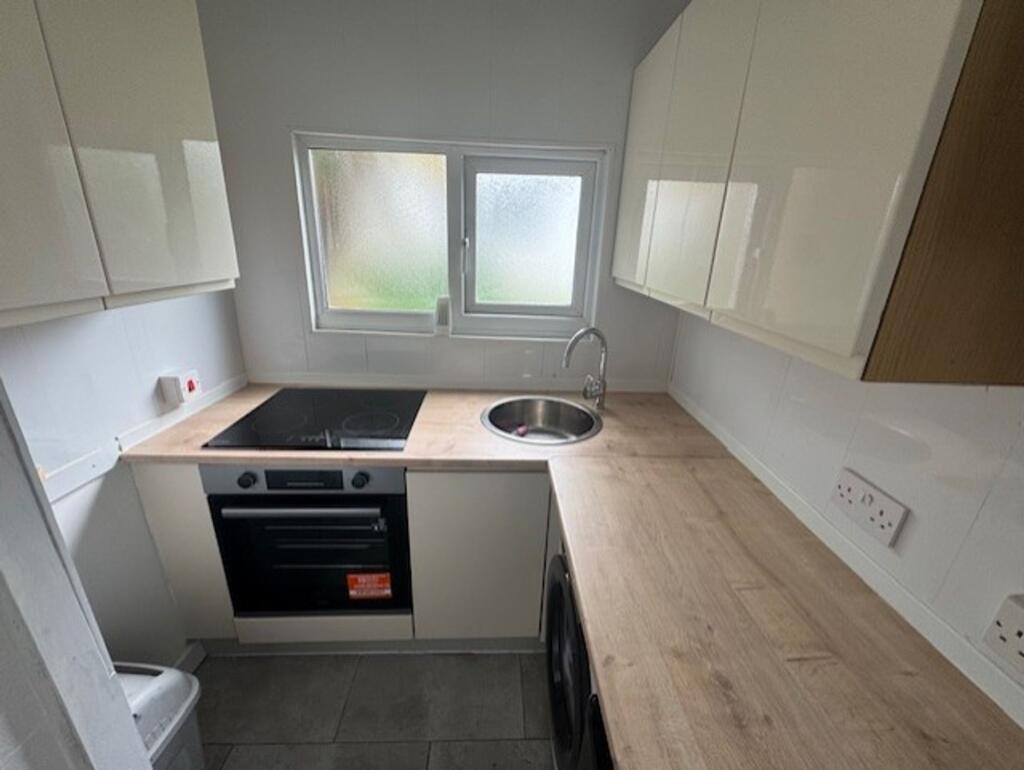 Main image of property: Albany Road, Cardiff, CF24